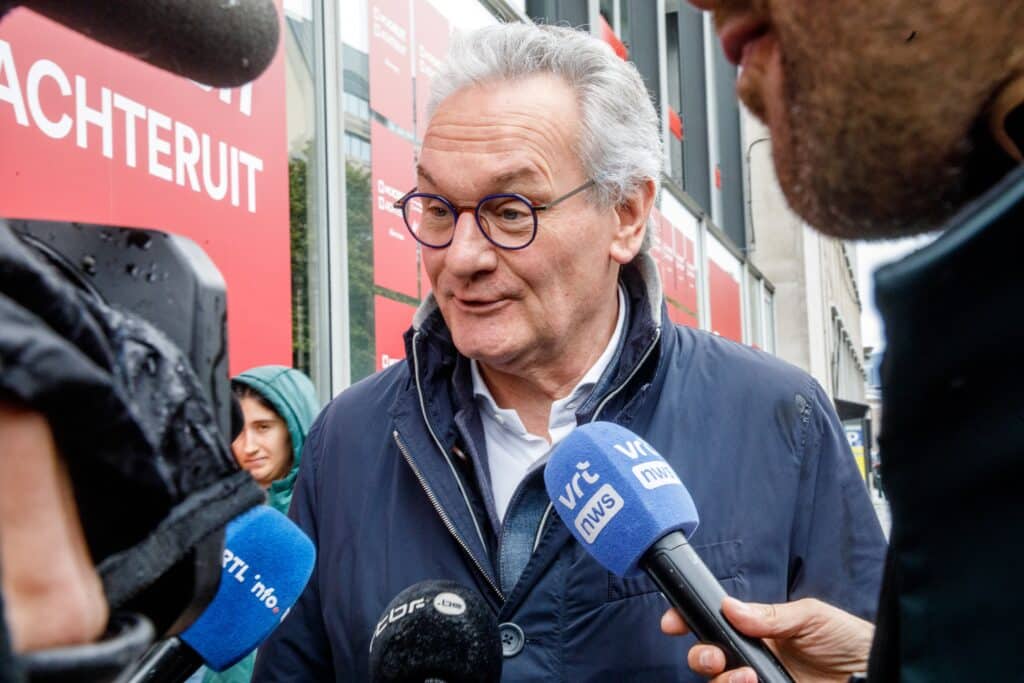 Privatisation de BPOST : Jean-Pascal Labille avait (plut&ocirc;t) le droit de r&eacute;v&eacute;ler une information sensible au nom du d&eacute;bat public (CJUE)
