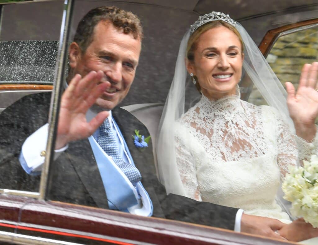 La Couronne britannique resserre les rangs lors du mariage priv&eacute; de Peter Phillips, petit-fils d&rsquo;Elizabeth II