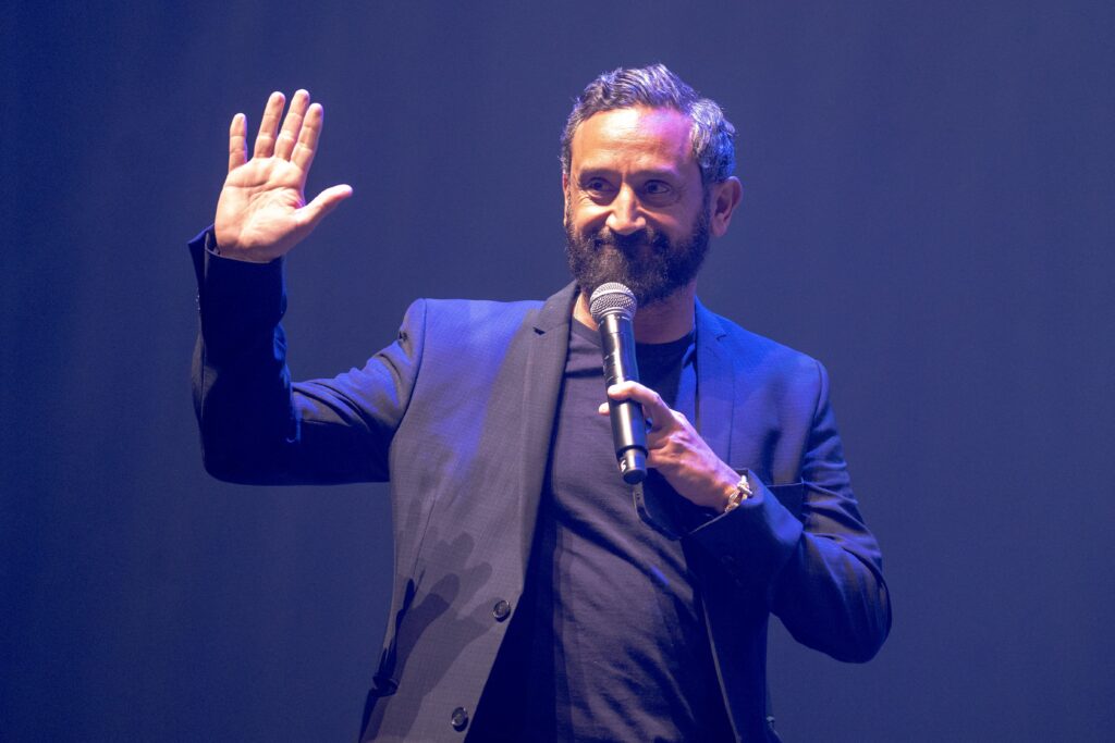 Qui est Shana Loustau, la nouvelle compagne de Cyril Hanouna