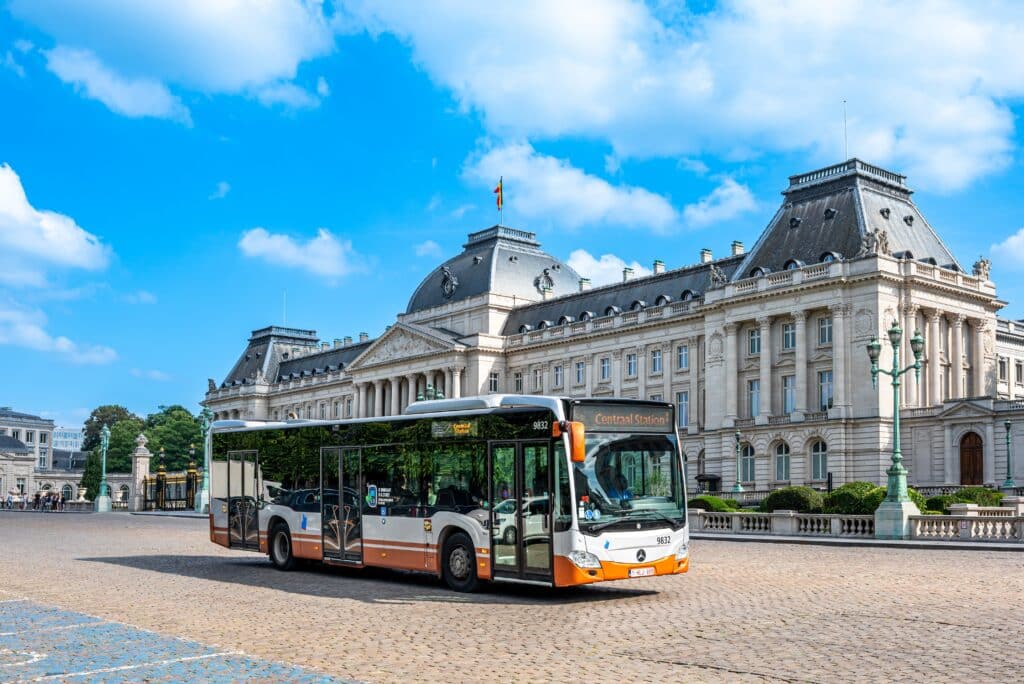 La STIB va envoyer 36 bus d&eacute;class&eacute;s en Ukraine