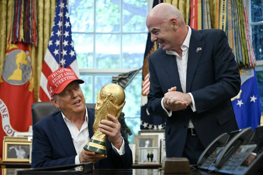 Trump, Infantino et le carton de la honte: les Diables Rouges ont sauv&eacute; l'honneur perdu du foot