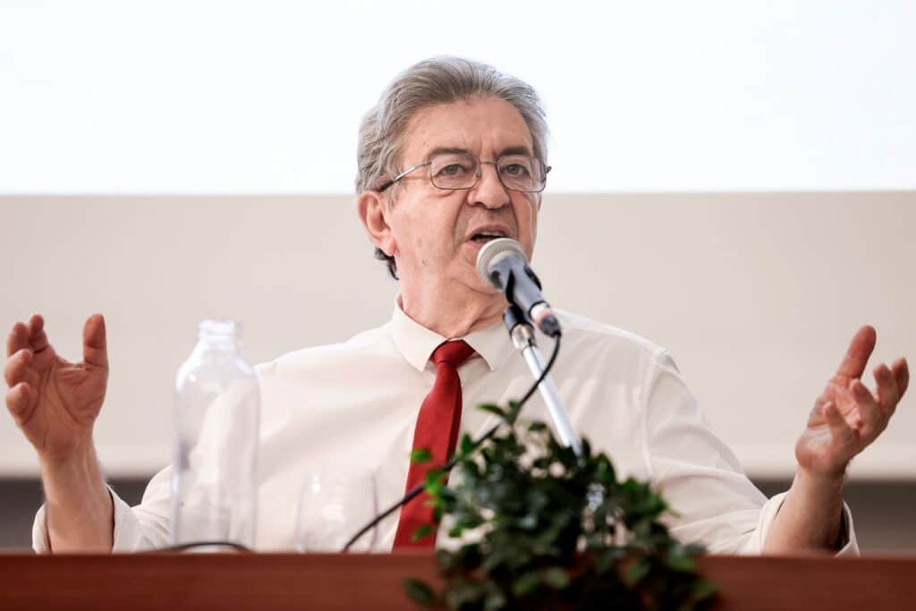 &laquo; Personne ne ma&icirc;trise le nucl&eacute;aire &raquo; : quand M&eacute;lenchon r&eacute;&eacute;crit les lois de l'&eacute;nergie
