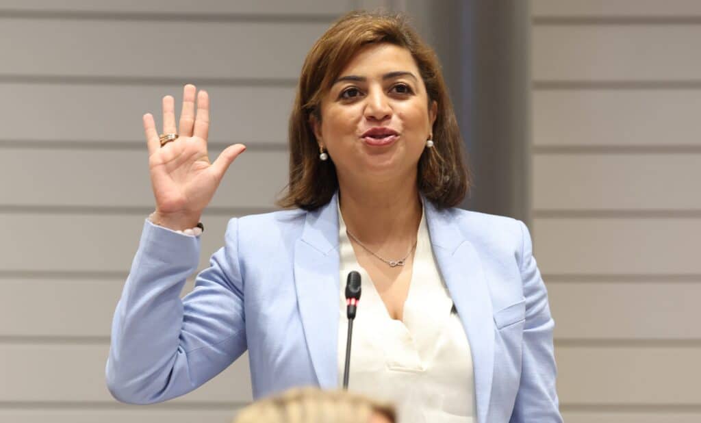 Loubna Azghoud (MR): &laquo; Le temps o&ugrave; un politique pouvait attribuer un logement est termin&eacute; &raquo;