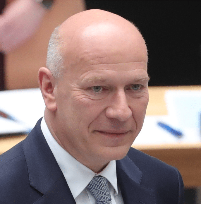 Allemagne : le maire de Berlin Kai Wegner jette l'&eacute;ponge avant les &eacute;lections r&eacute;gionales