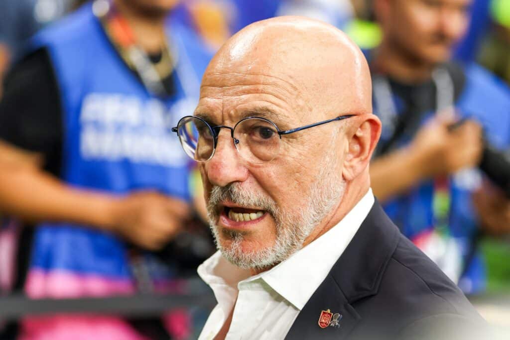 Le s&eacute;lectionneur espagnol Luis de la Fuente : &laquo;Je prie chaque jour, mais pas pour gagner la Coupe du monde&raquo;