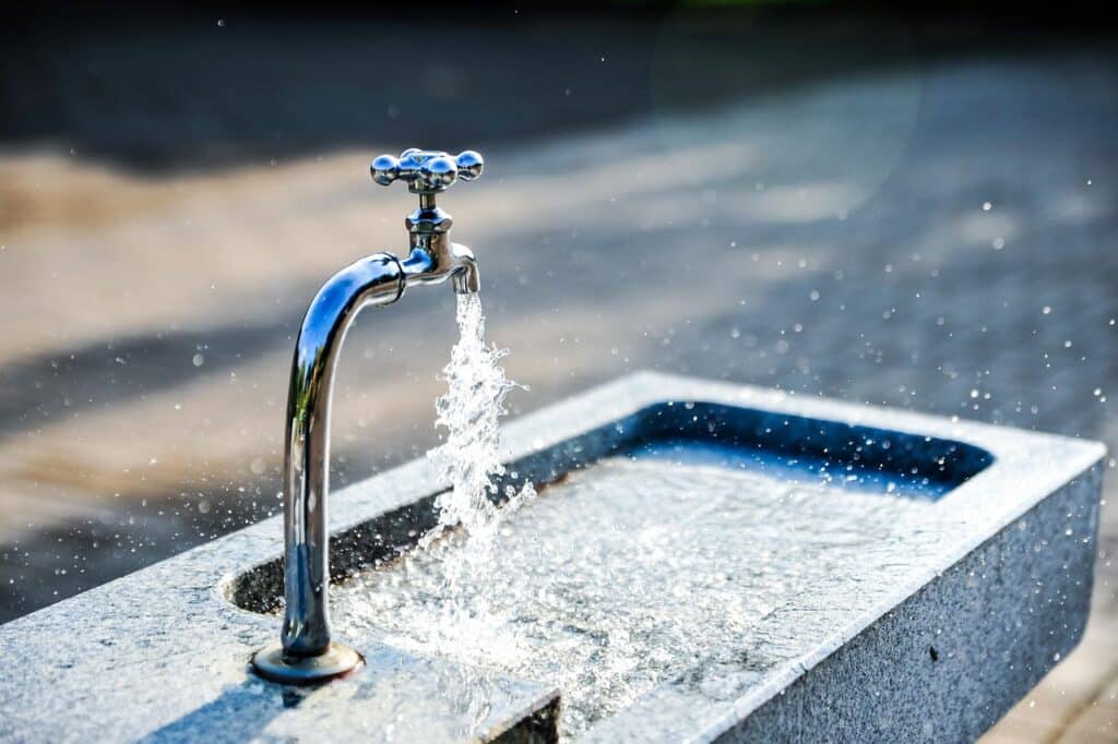 faucet, sink, tap, tap water, flow, flowing water, fresh water, clean water, wet, nature, splashing, splash, water, fountain, water fountain