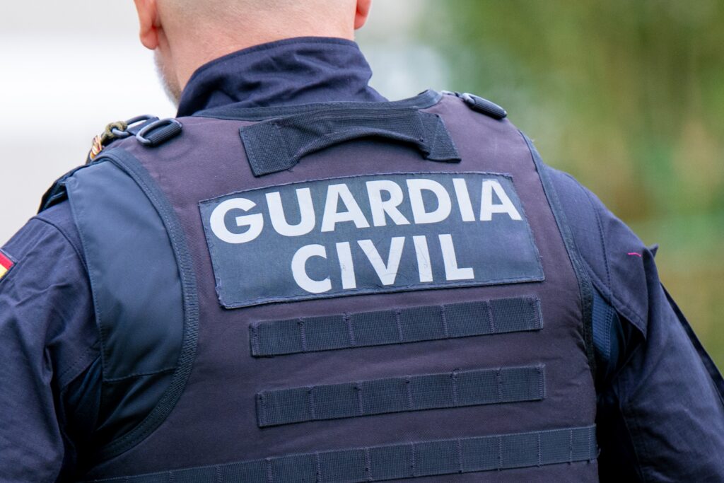 Ceuta : la Guardia Civil d&eacute;tecte des agents marocains infiltr&eacute;s parmi les 60.000 migrants