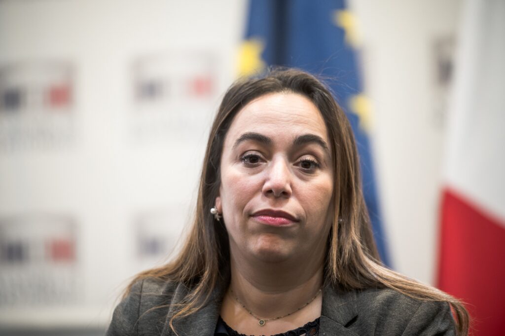 Dissoudre le RN et Reconqu&ecirc;te : la d&eacute;mocratie selon Sabrina Sebaihi