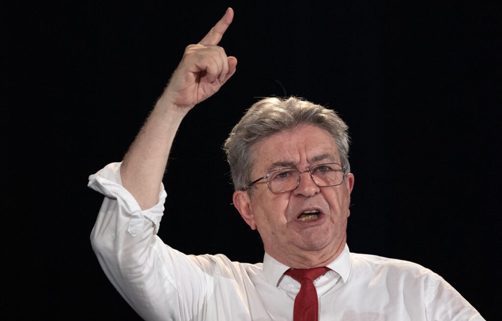 M&eacute;lenchon menace les m&eacute;dias : &laquo; Vous n'avez pas id&eacute;e de ce qu'on va vous faire &raquo;