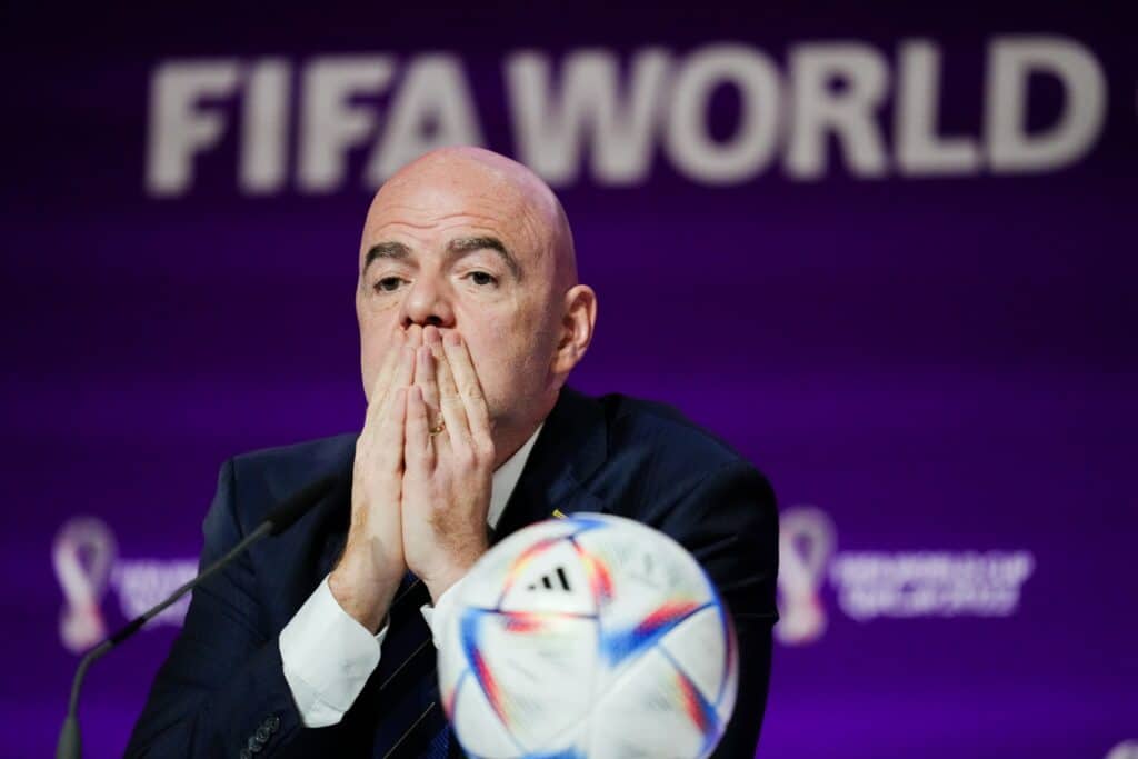 Sous pression, Infantino convoque une r&eacute;union d'urgence de la direction de la FIFA