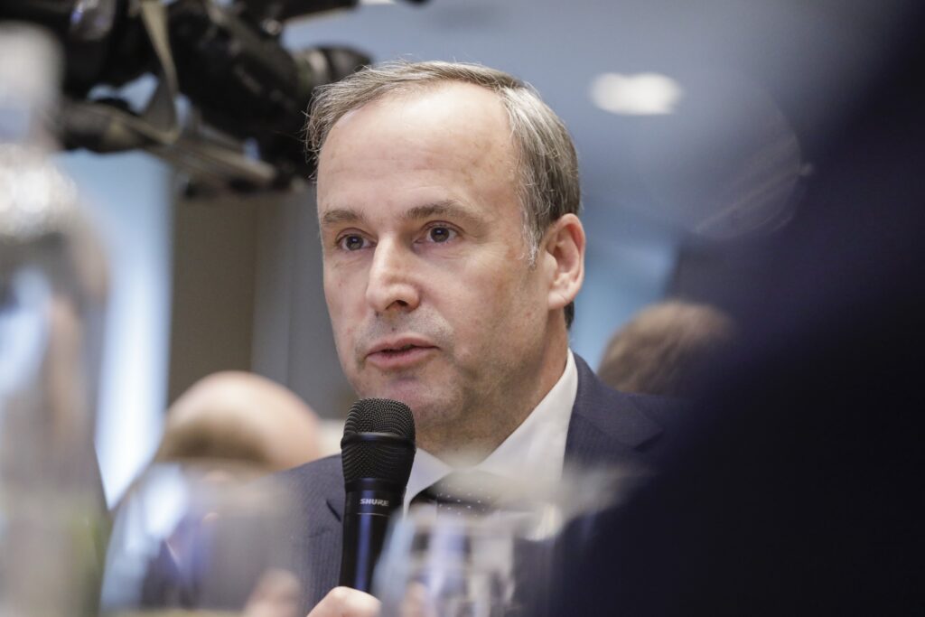Thomas Leysen stapt op als voorzitter van DSM-Firmenich, opvolger staat al klaar