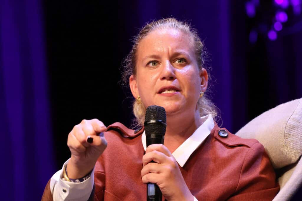 &laquo; &Agrave; partir de 12 millions, nous prendrons tout &raquo; : le projet de Mathilde Panot sur les h&eacute;ritages