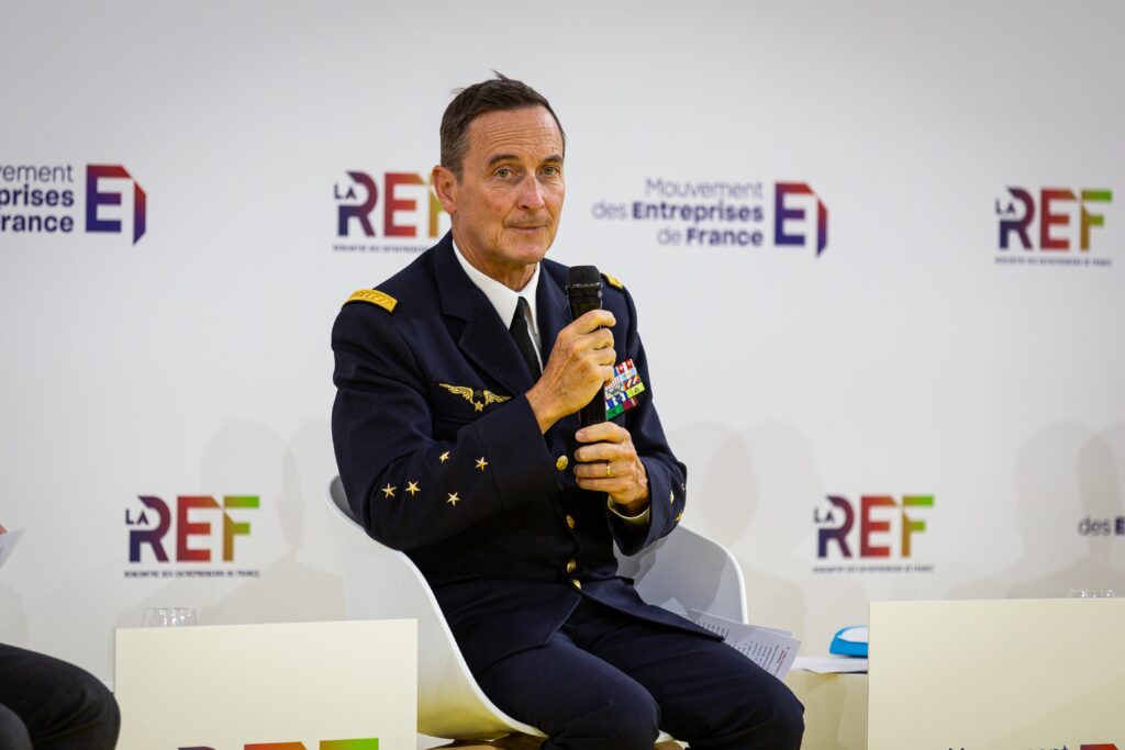 &laquo; Vous pouvez compter sur vos arm&eacute;es &raquo; : l&rsquo;appel du chef d&rsquo;&eacute;tat-major des arm&eacute;es fran&ccedil;aises au Medef