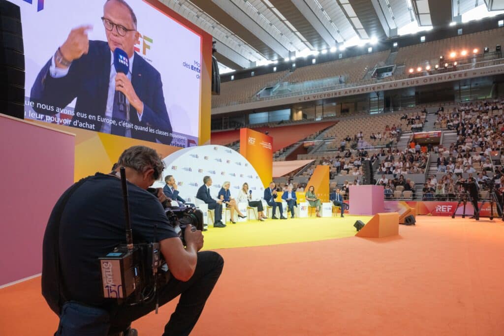 &laquo; Cam&eacute;ra fant&ocirc;me &raquo; : BFMTV tente de contourner l&rsquo;exclusivit&eacute; de LCI sur le premier d&eacute;bat de la pr&eacute;sidentielle