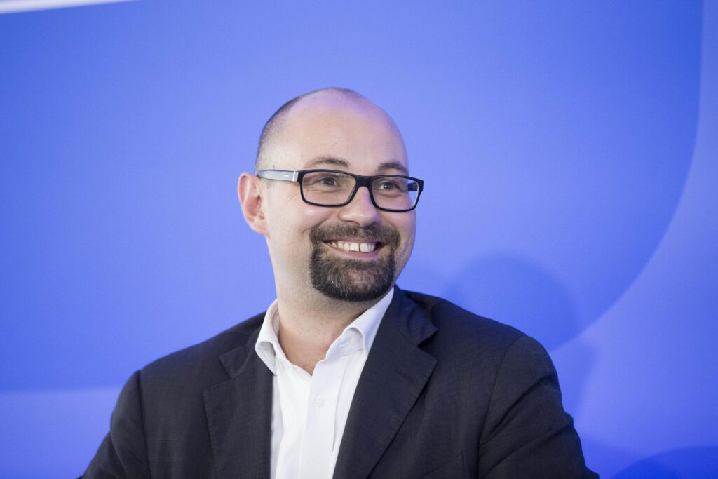 Thomas Gu&eacute;nol&eacute; explique pourquoi il faut l&rsquo;&eacute;couter comme on &eacute;coutait Oppenheimer