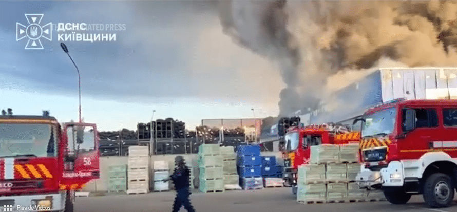 Ukraine : 37 morts apr&egrave;s une frappe russe contre un d&eacute;p&ocirc;t de munitions pr&egrave;s de Kyiv
