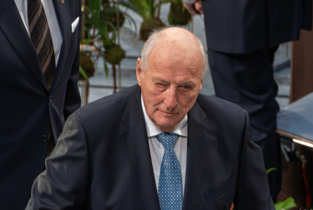 Norv&egrave;ge : &Agrave; 89 ans, le roi Harald affronte une nouvelle complication m&eacute;dicale