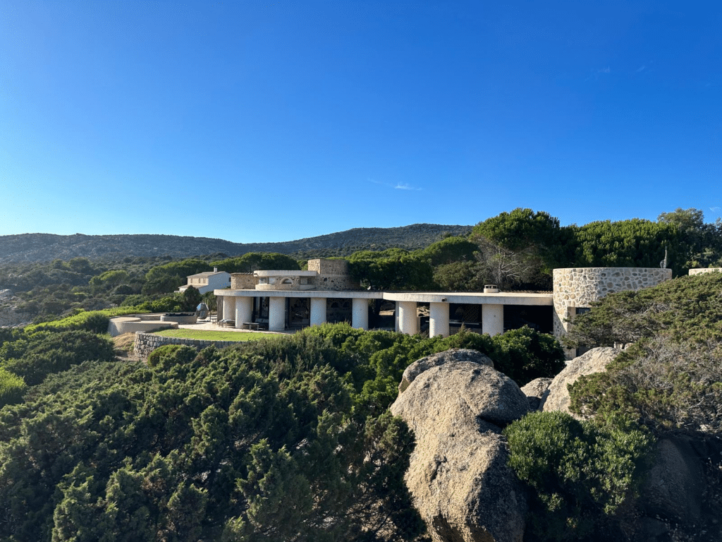 En Corse, les villas &agrave; 10 ou 20 millions d&rsquo;euros ne connaissent pas la crise