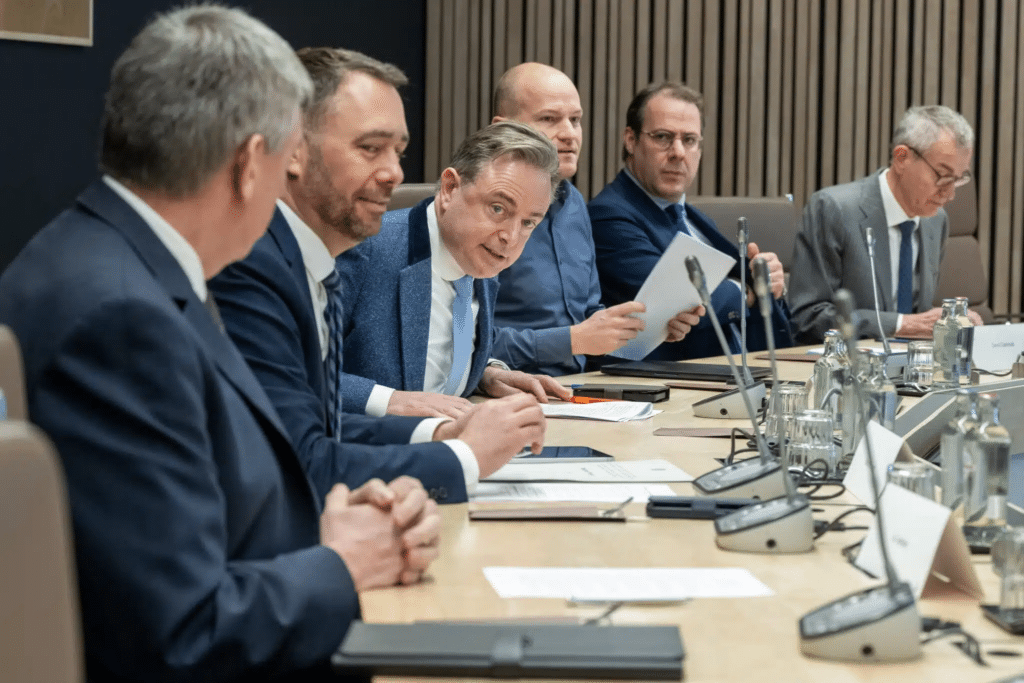 L&rsquo;&eacute;conomiste de Voka avertit : la Belgique doit trouver jusqu&rsquo;&agrave; 90 milliards d&rsquo;euros &agrave; terme