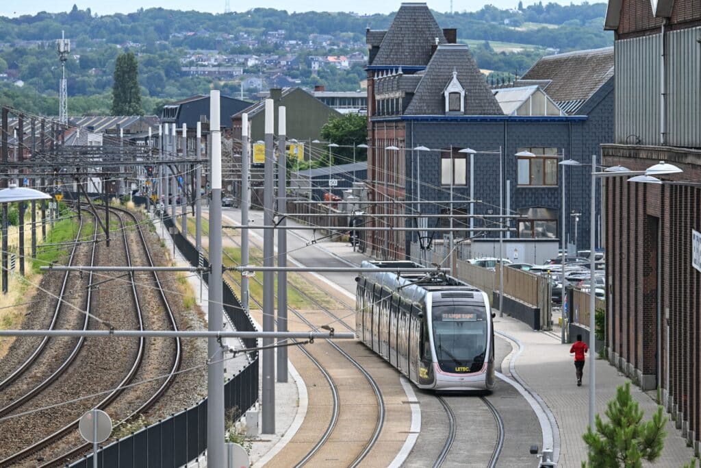 Tram de Li&egrave;ge : 1,3 milliard d&rsquo;euros et une gestion s&eacute;v&egrave;rement &eacute;pingl&eacute;e par la Cour des comptes