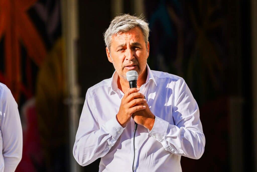 &laquo; Ils ne sont pas branch&eacute;s &raquo; : &agrave; Avignon, le maire d&eacute;couvre des panneaux solaires install&eacute;s depuis six ans