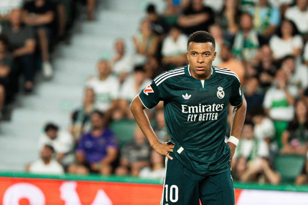 Pol&eacute;mique sur Ceuta : Mbapp&eacute; sort du silence et explique pourquoi il a masqu&eacute; le message