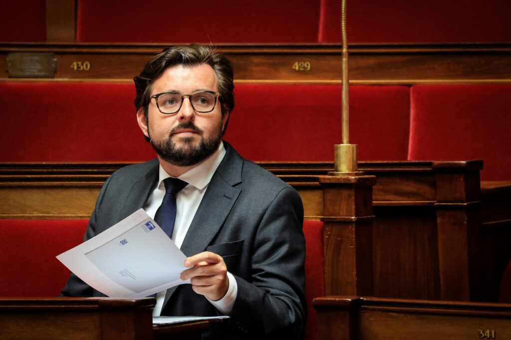 Coup de th&eacute;&acirc;tre au PS : le d&eacute;put&eacute; Philippe Brun suspendu et &eacute;cart&eacute; de la primaire