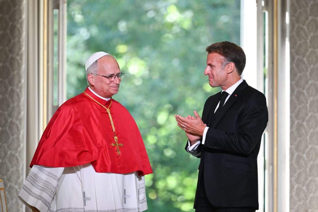 L&eacute;on XIV &agrave; Paris : &agrave; l'&Eacute;lys&eacute;e, un discours entre foi, pouvoir et raison