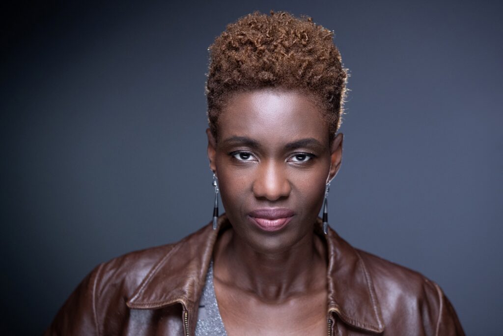 L&eacute;on Marchand trait&eacute; de &laquo; sale blanc &raquo; : Rokhaya Diallo assure que ce n&rsquo;est &laquo; pas raciste &raquo;