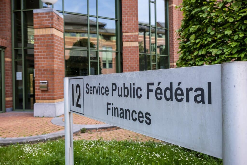 Le SPF Finance perd un loyer de plusieurs centaines de milliers d'euros depuis des ann&eacute;es &agrave; Woluwe-Saint-Pierre. Les riverains se plaignent des nuisances.