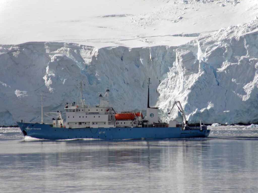 Norv&egrave;ge : 69 Russes rapatri&eacute;s apr&egrave;s la saisie d&rsquo;un navire dans l&rsquo;Arctique