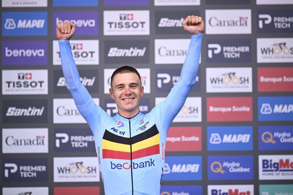Remco Evenepoel d&eacute;croche un quatri&egrave;me titre mondial cons&eacute;cutif