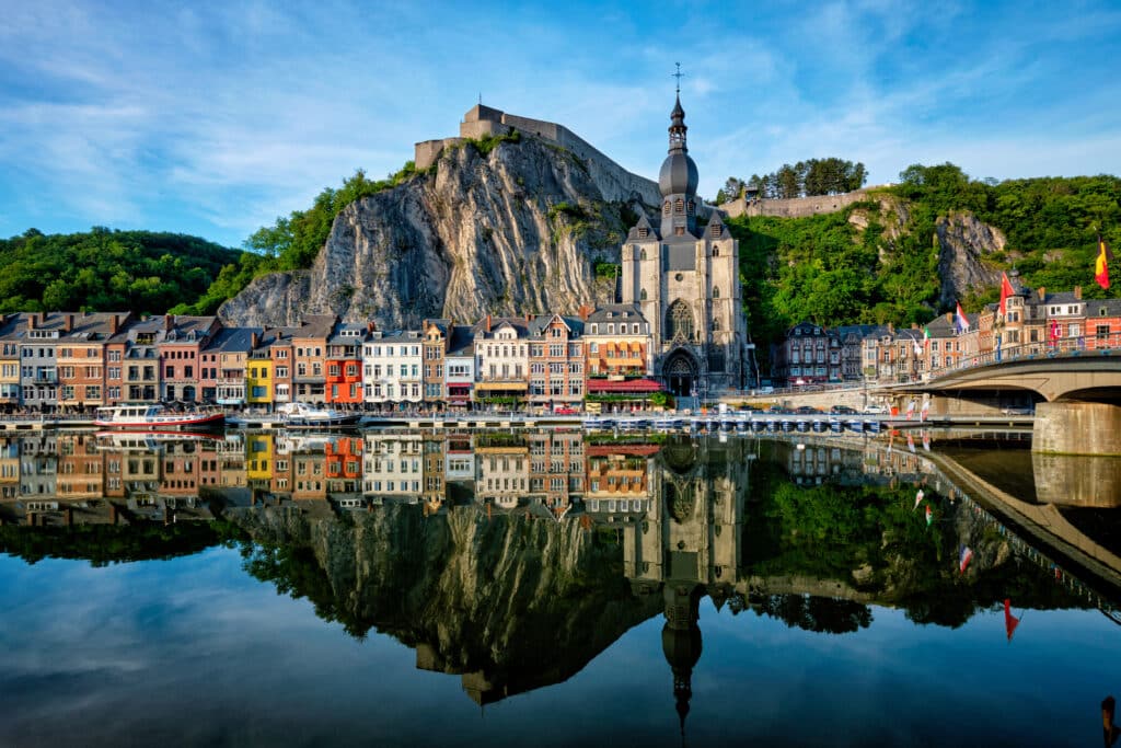 Taux hypoth&eacute;caires &agrave; 4 % : les Belges perdent 7 m&sup2; de pouvoir d&rsquo;achat immobilier