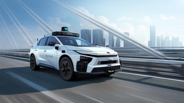 Le Toyota bZ4X roulera sans conducteur au Japon puis au Royaume-Uni