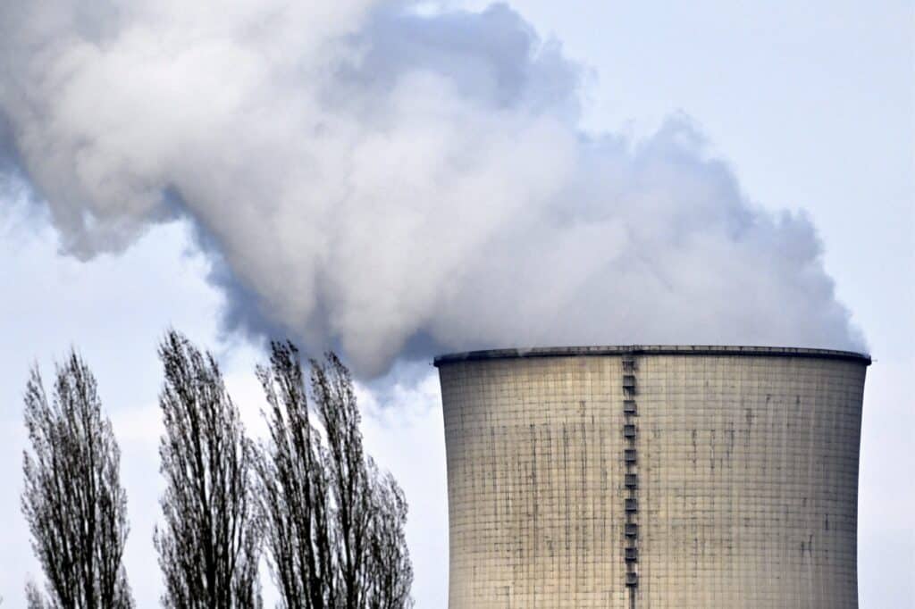 Nucl&eacute;aire : la France pourrait prolonger ses centrales au-del&agrave; de 60 ans, une perspective encourageante pour sa souverainet&eacute; &eacute;nerg&eacute;tique
