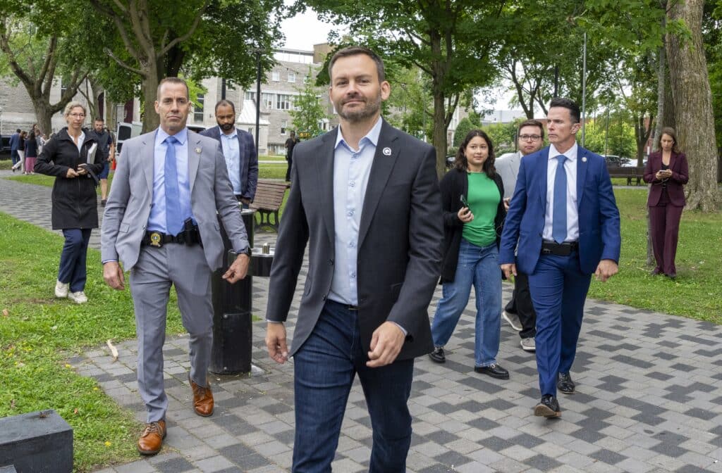 &Eacute;lections au Qu&eacute;bec : victoire des ind&eacute;pendantistes et annonce d'un r&eacute;f&eacute;rendum d'ici 2029