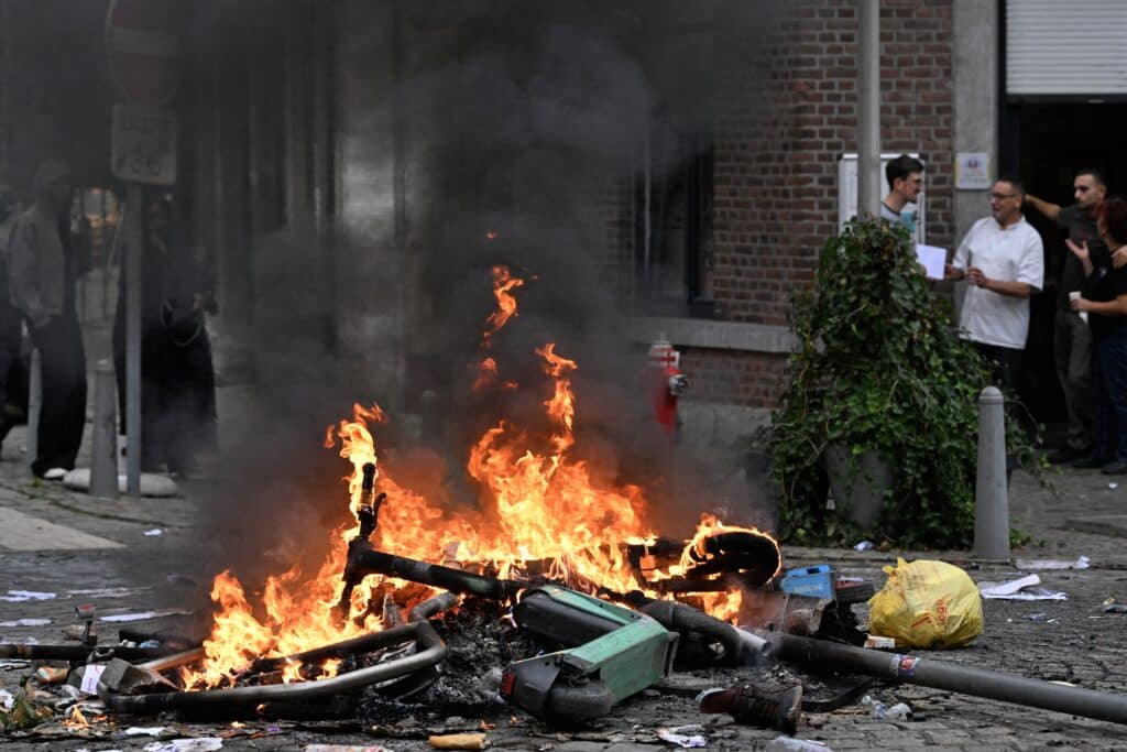 Blocages, d&eacute;gradations, police mobilis&eacute;e &agrave; Li&egrave;ge: les politiques doivent prendre leurs responsabilit&eacute;s... (ANALYSE)