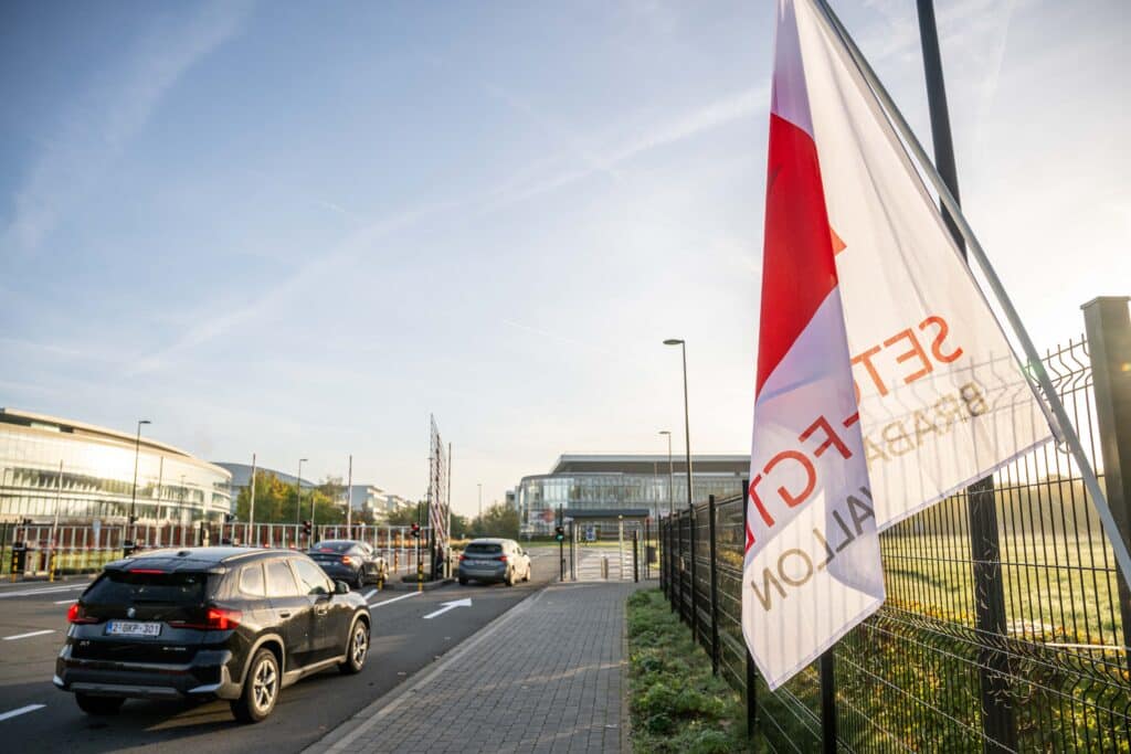 GSK : PS, PTB et syndicats r&eacute;clament des comptes