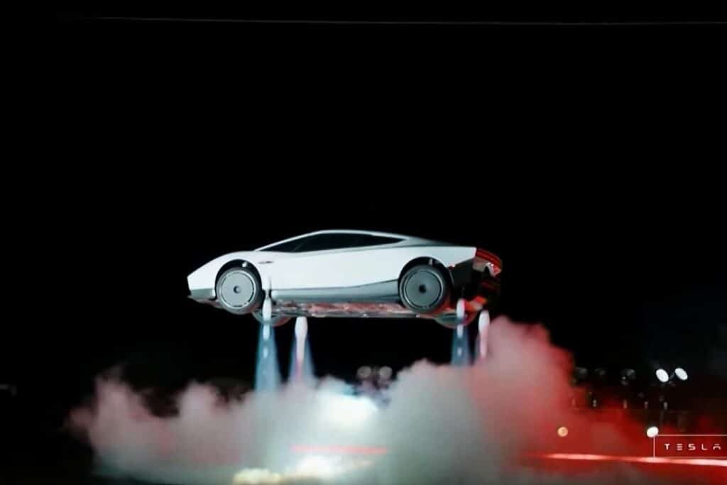 Tesla d&eacute;voile une voiture &laquo; volante &raquo; : Elon Musk ressuscite son Roadster apr&egrave;s neuf ans d'attente