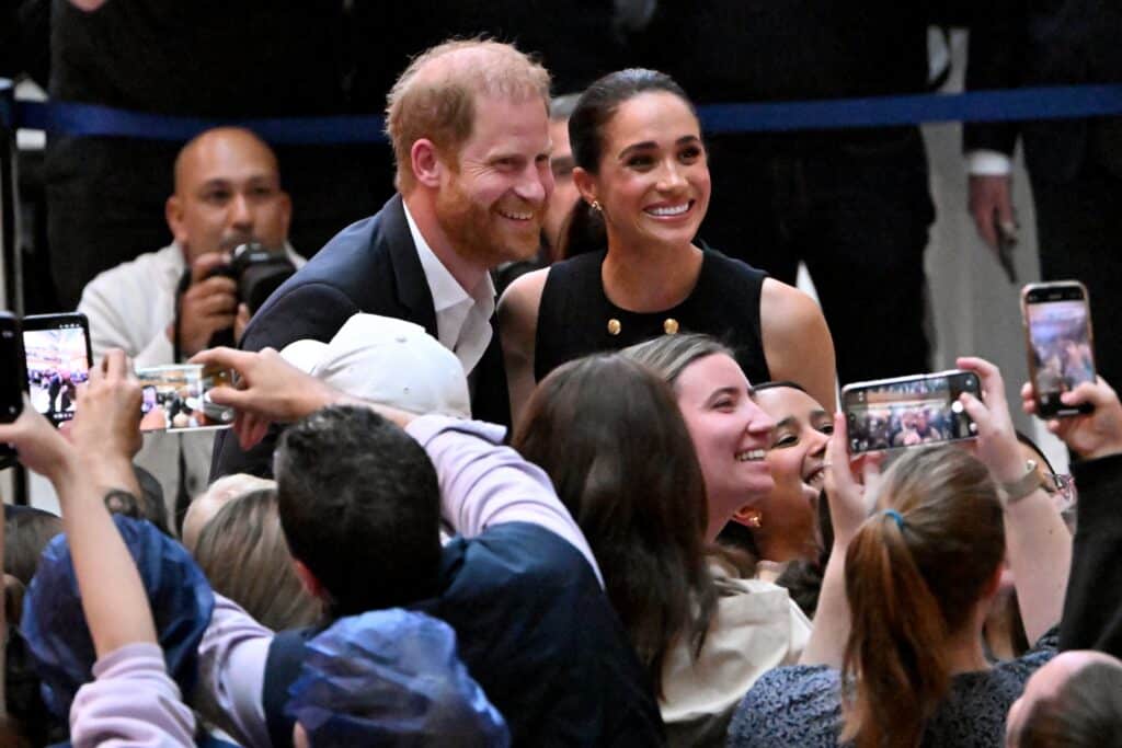Harry et Meghan reprennent leurs apparitions communes au Royaume-Uni