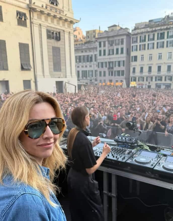 Qui est Silvia Salis, la nouvelle star de la gauche italienne qui pourrait d&eacute;fier Giorgia Meloni ?