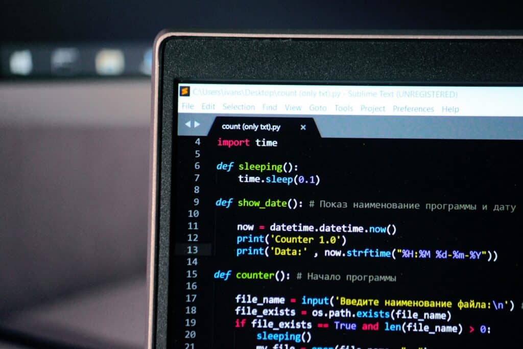 Failles PHP d&eacute;couvertes par l&rsquo;IA : des sites gouvernementaux ferm&eacute;s en Europe